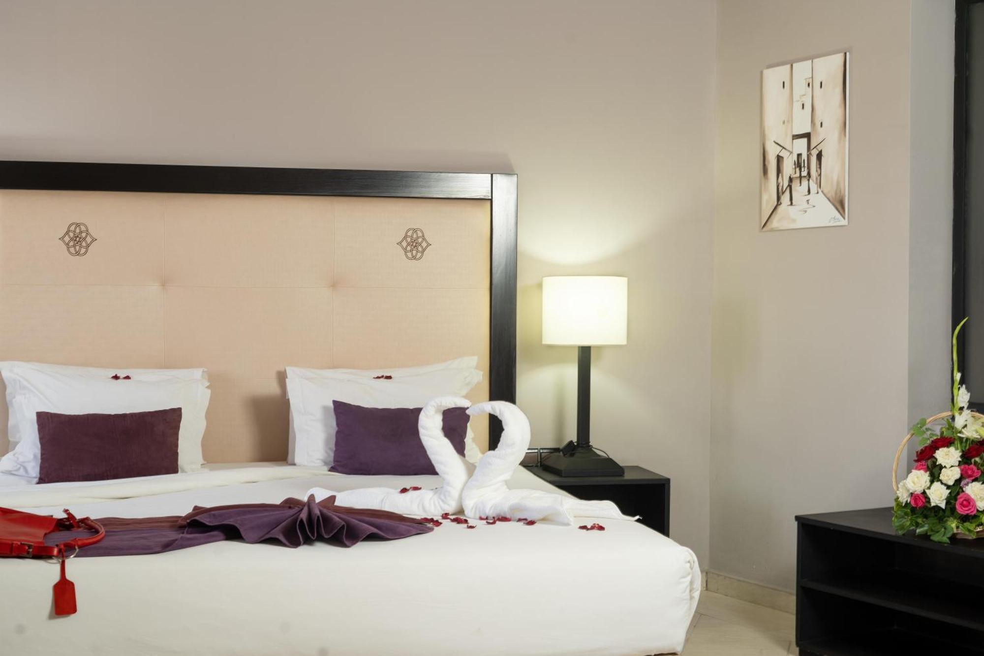 Chambre Double - Vue sur Piscine