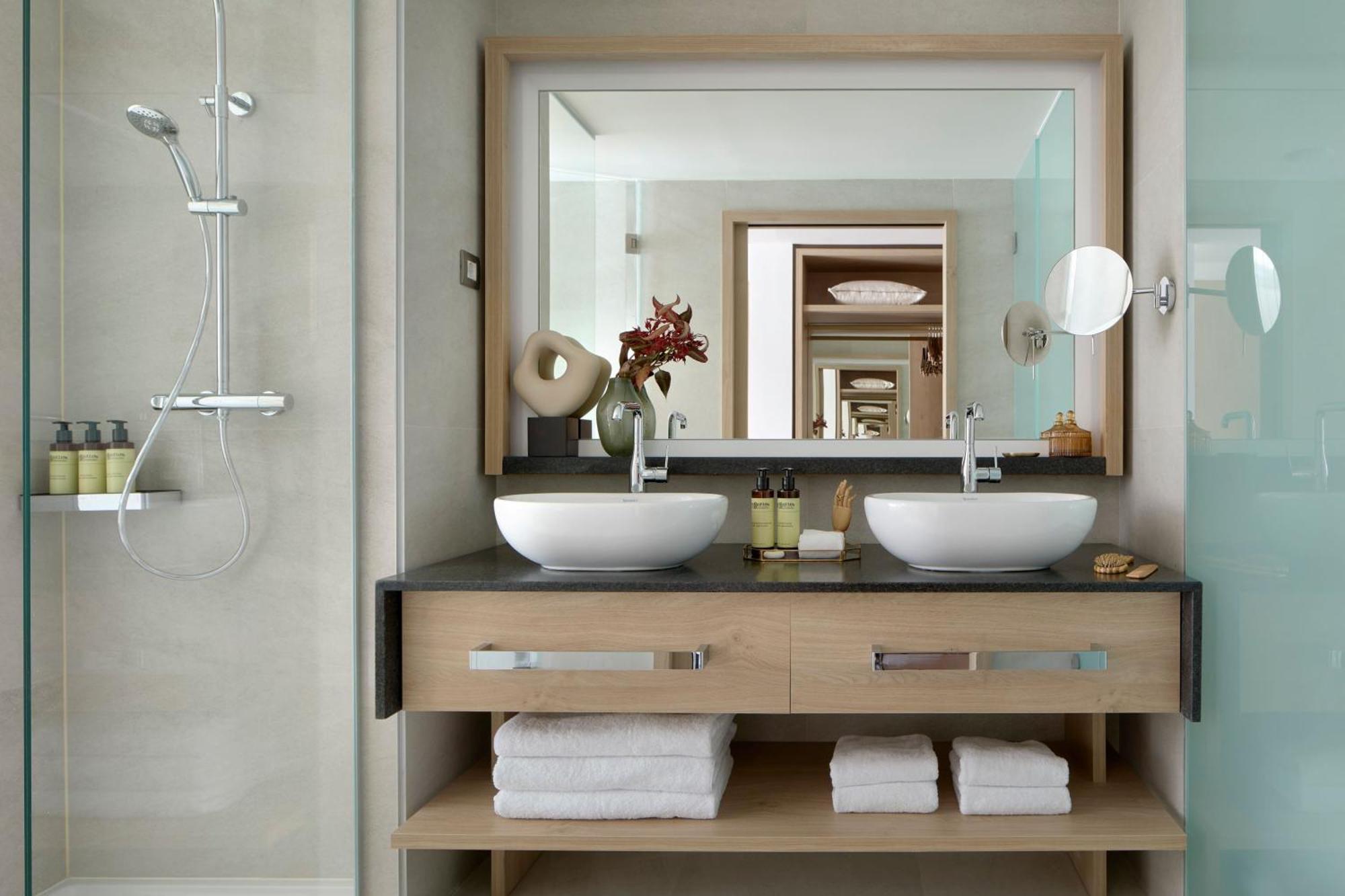 Suite 2 Chambres Beyond ME+ avec Jacuzzi