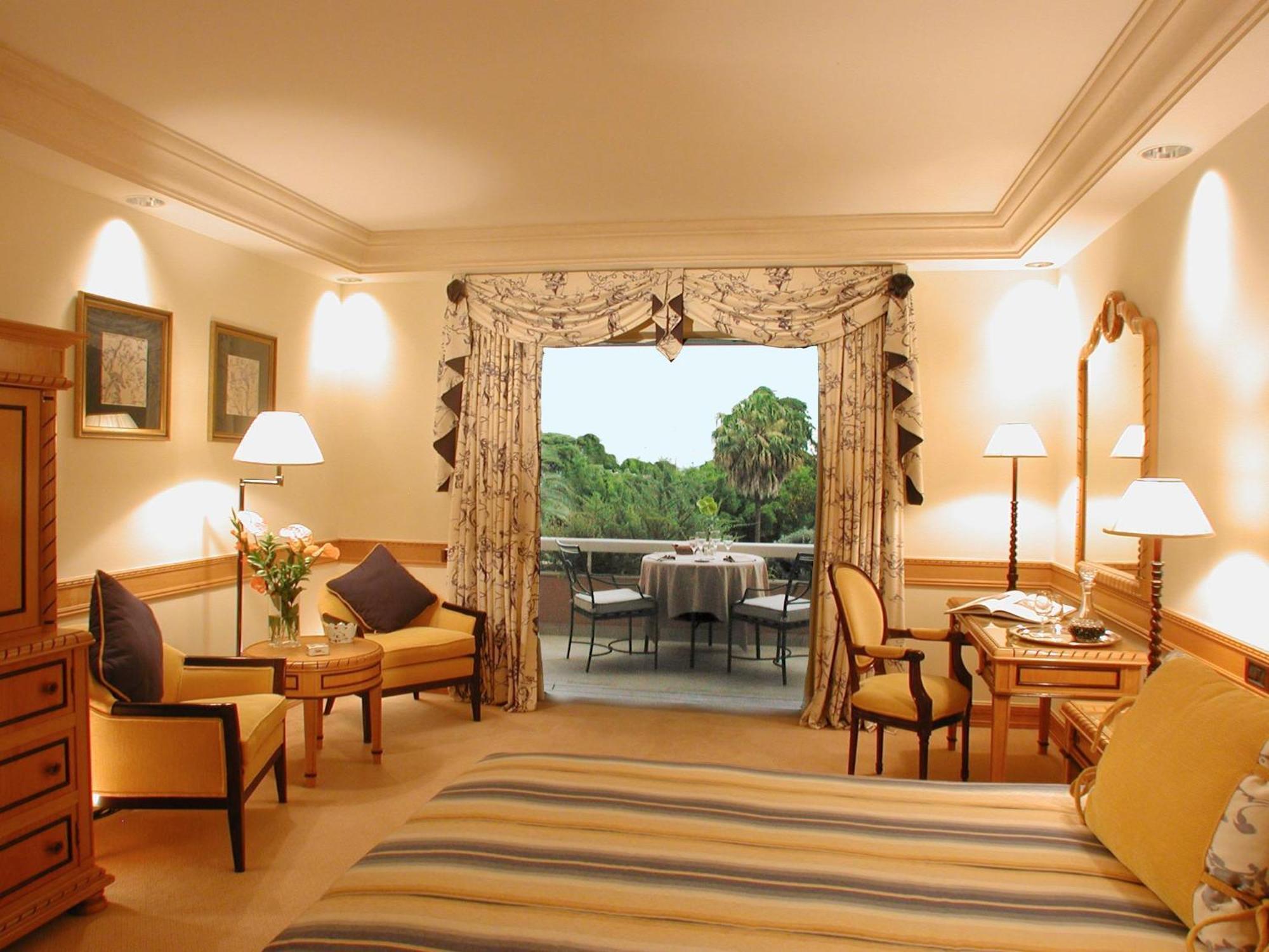 Chambre - Vue sur Piscine ou Jardin