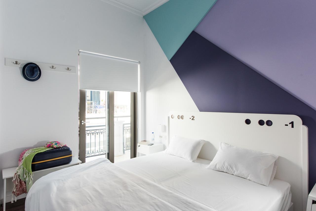 Chambre Double ou Lits Jumeaux avec Salle de Bains Commune