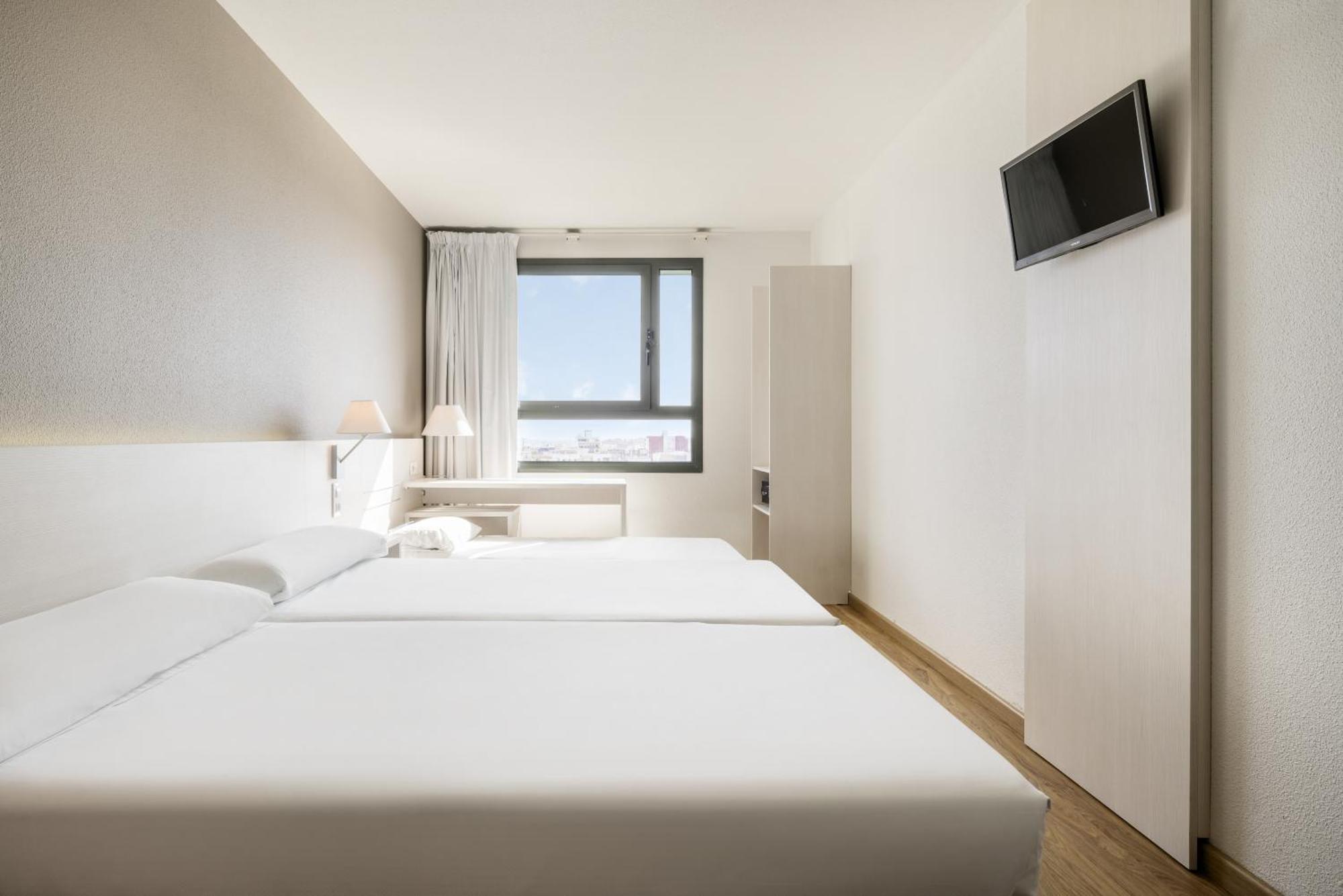 Standard Triple Room (2 Adults + 1 Child)