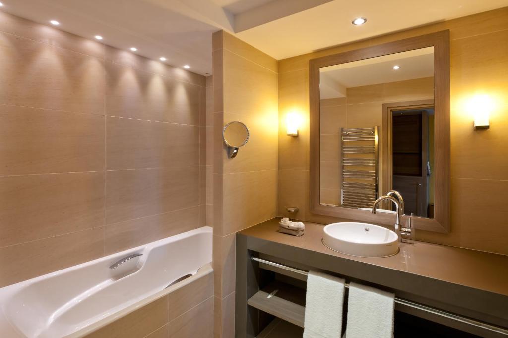 Chambre Double ou Lits Jumeaux Supérieure - Vue sur Mer