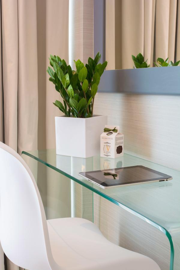 Hébergement Triple Signature avec Balcon Privé - Vue sur Ville