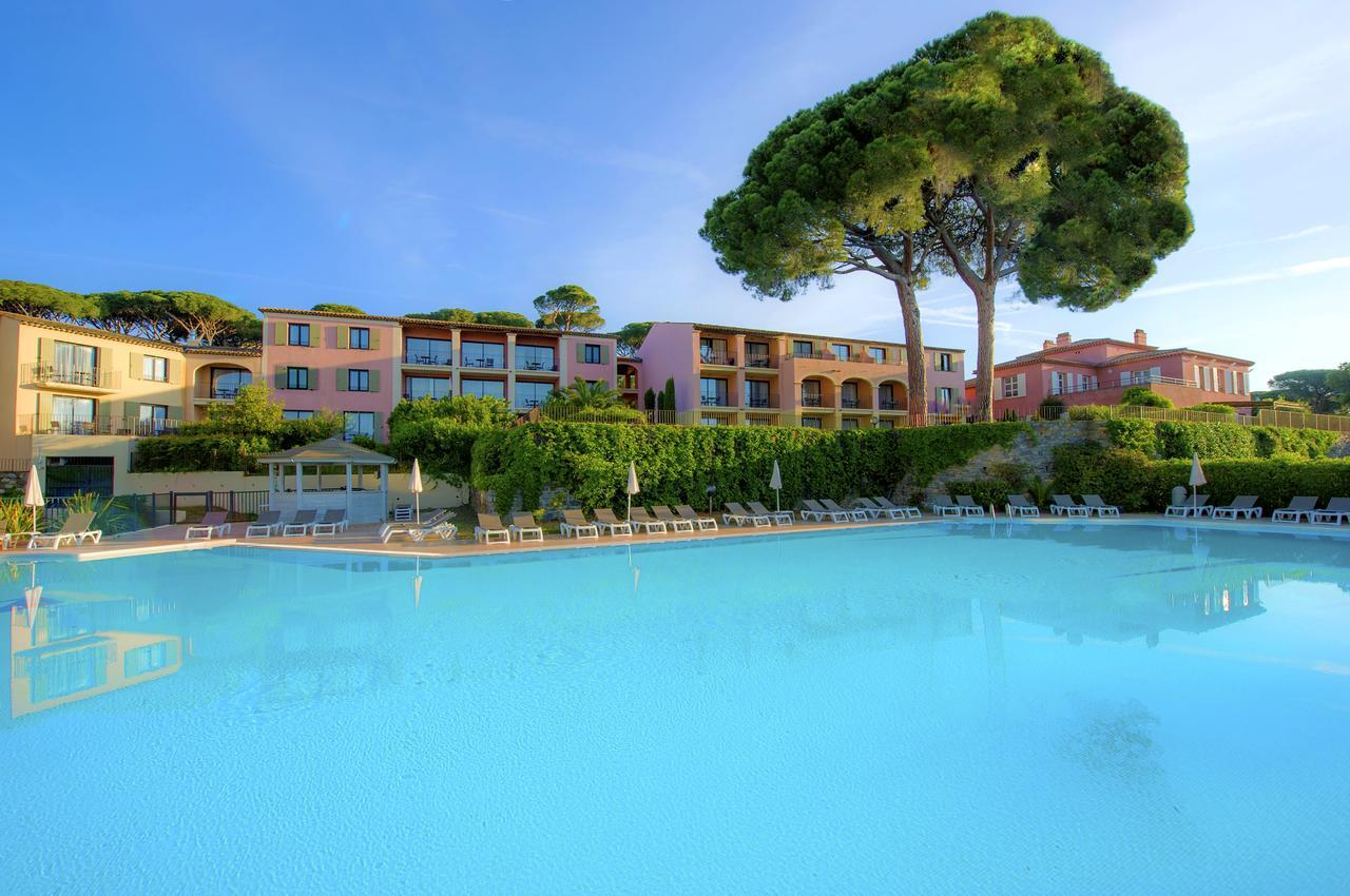 Chambre Triple Club - Vue sur Piscine