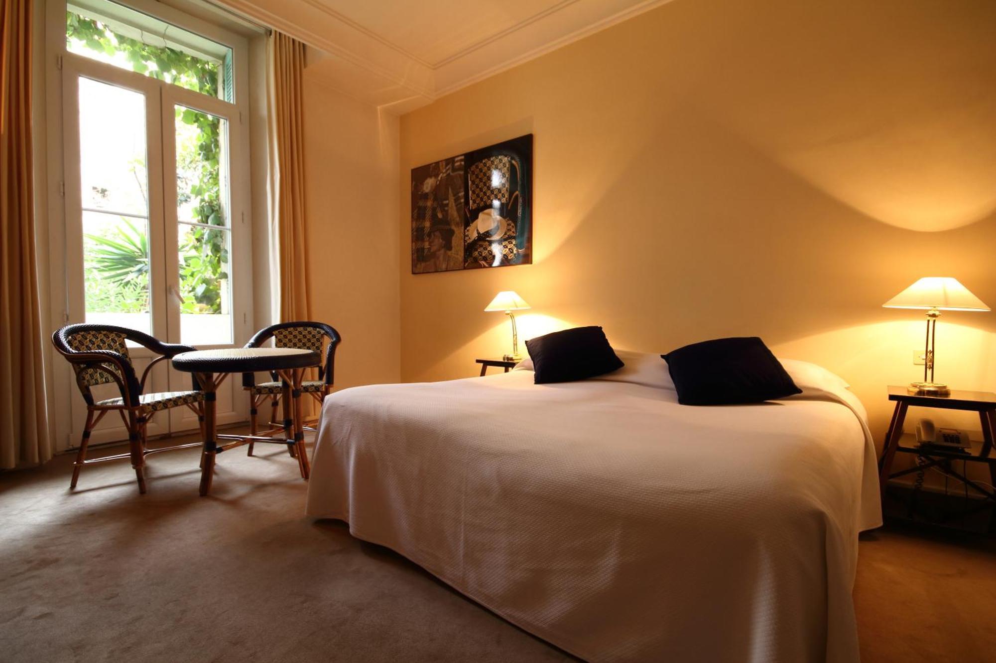 Chambre Double Premium avec Baignoire Spa - Côté Jardin