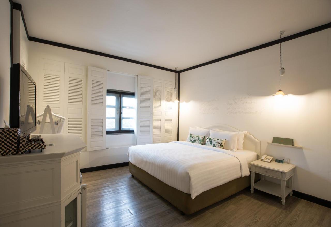 Suite Gouvernante