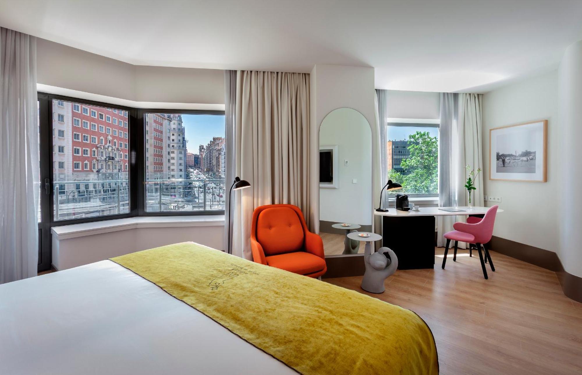 Chambre Premium - Vue sur Ville (2 Adultes + 1 Enfant)
