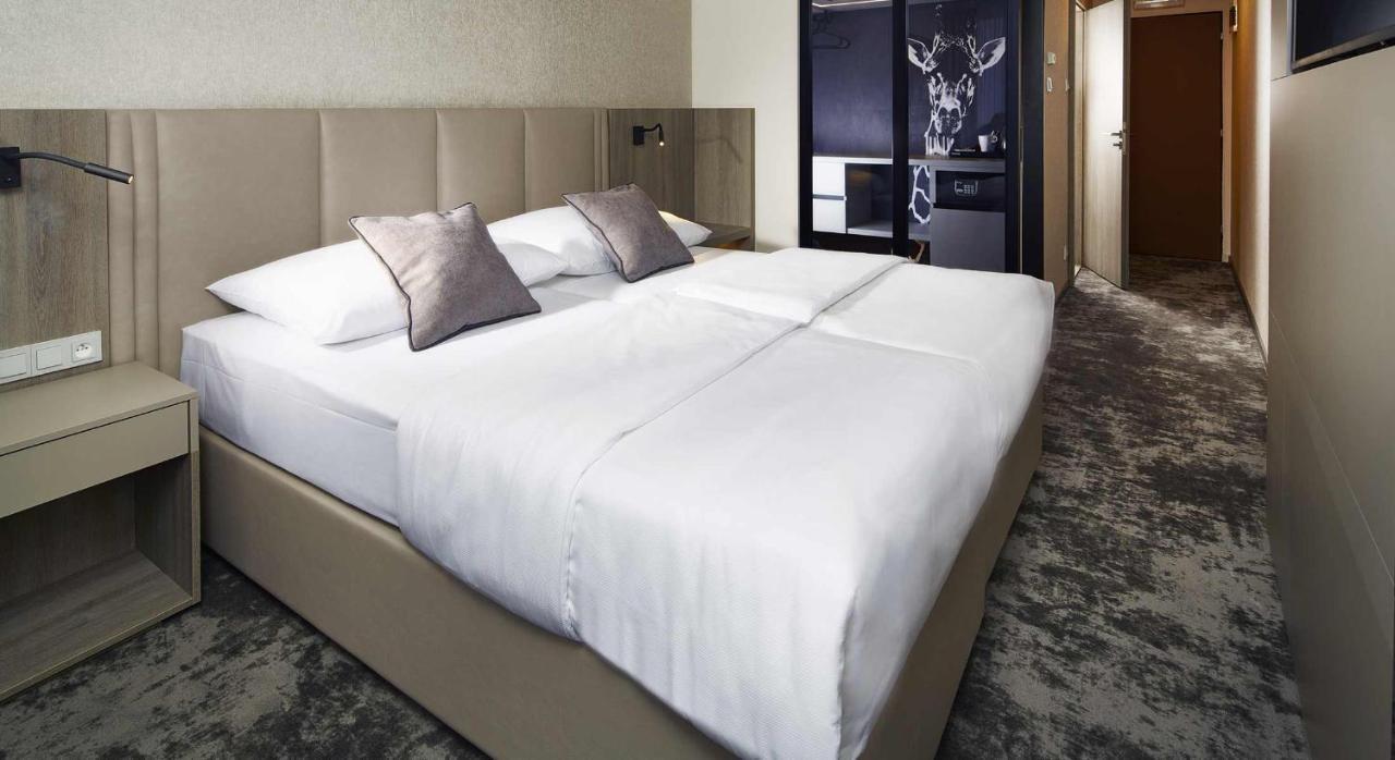 Chambre Double ou Lits Jumeaux Exécutive avec Accès Gratuit à la Piscine