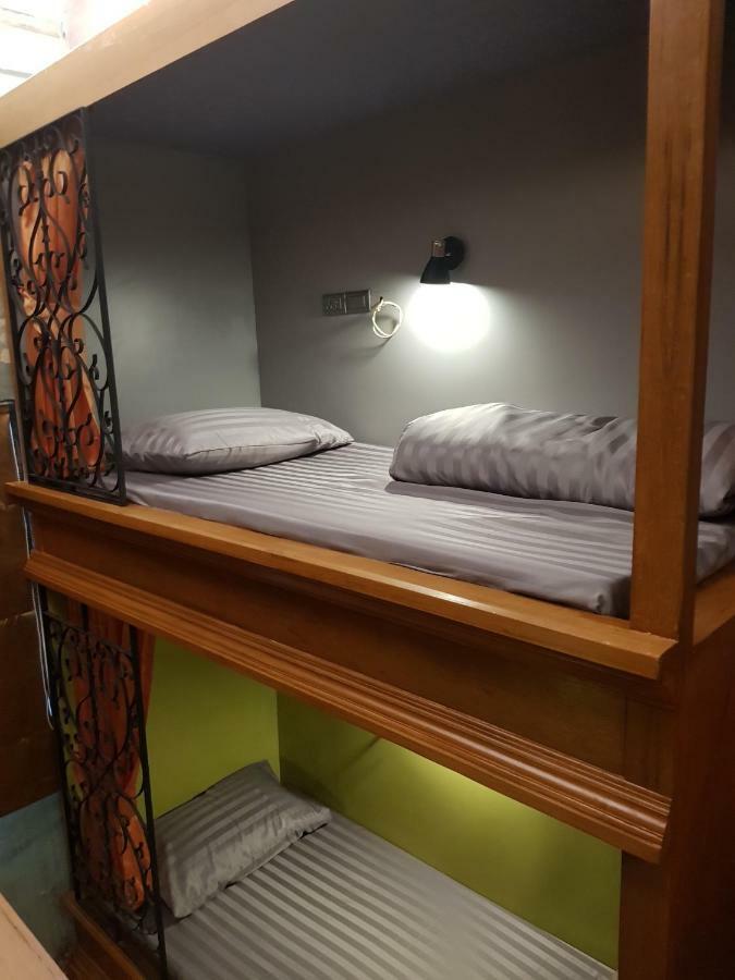 Chambre Familiale avec Salle de Bains Commune