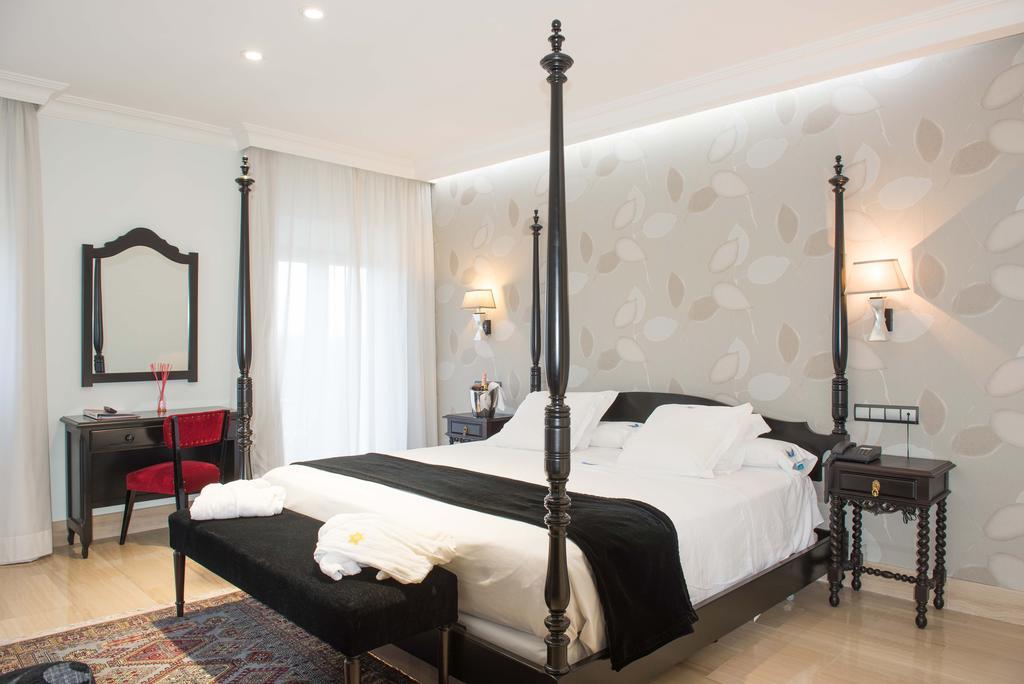 Chambre Double ou Lits Jumeaux avec Balcon