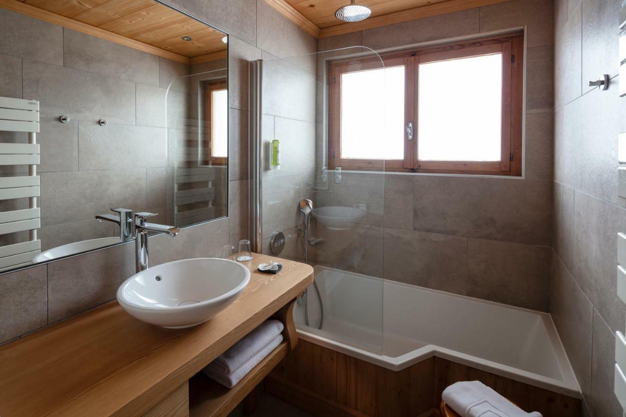 Double Room,784551408:JPEG
