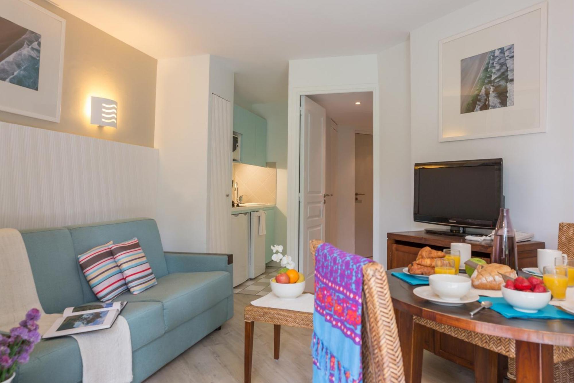 One-Bedroom Apartment Terrace or Balcony,843635522:JPEG