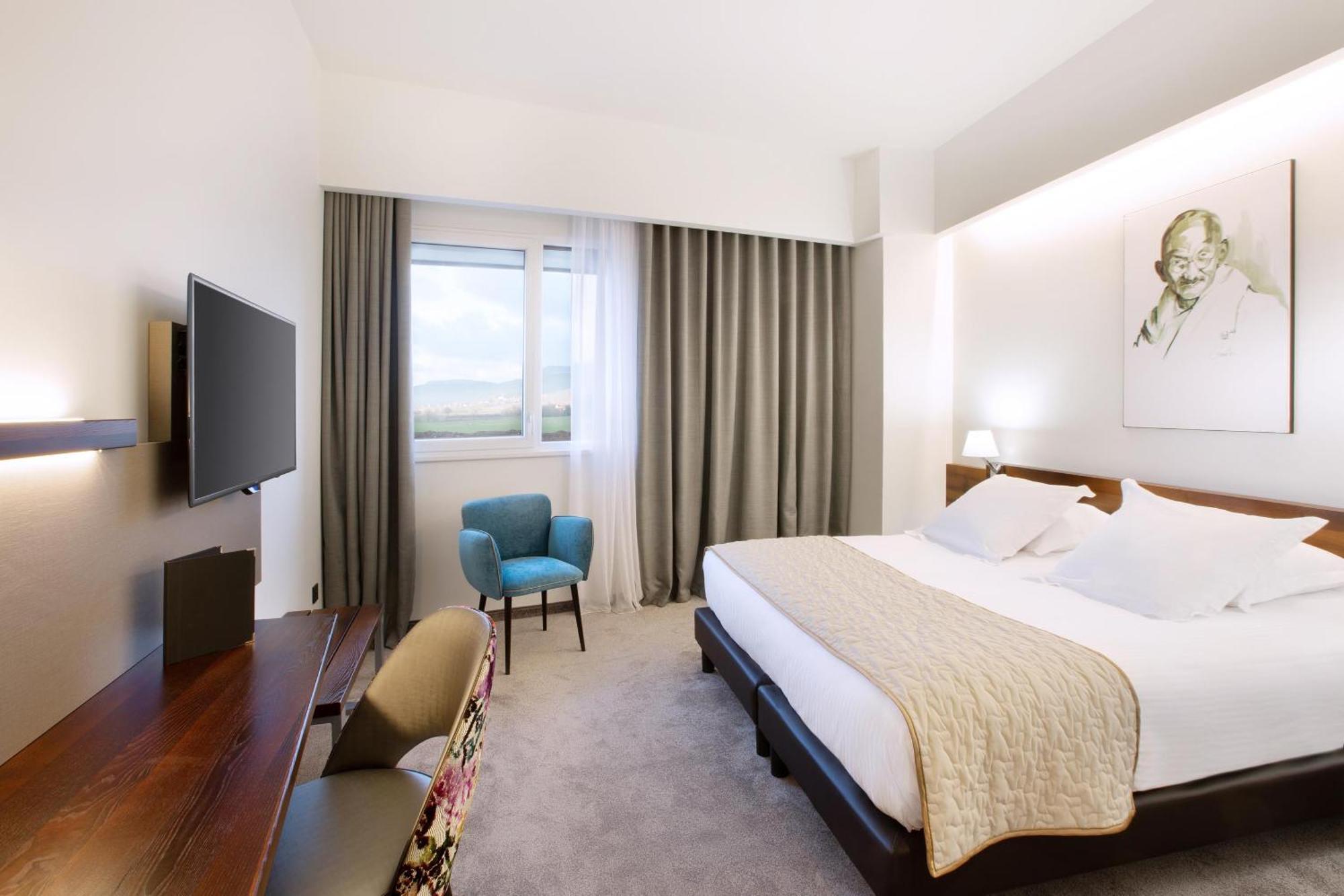 Chambre Lit King-Size Exécutive - Vue sur Vignoble et Château