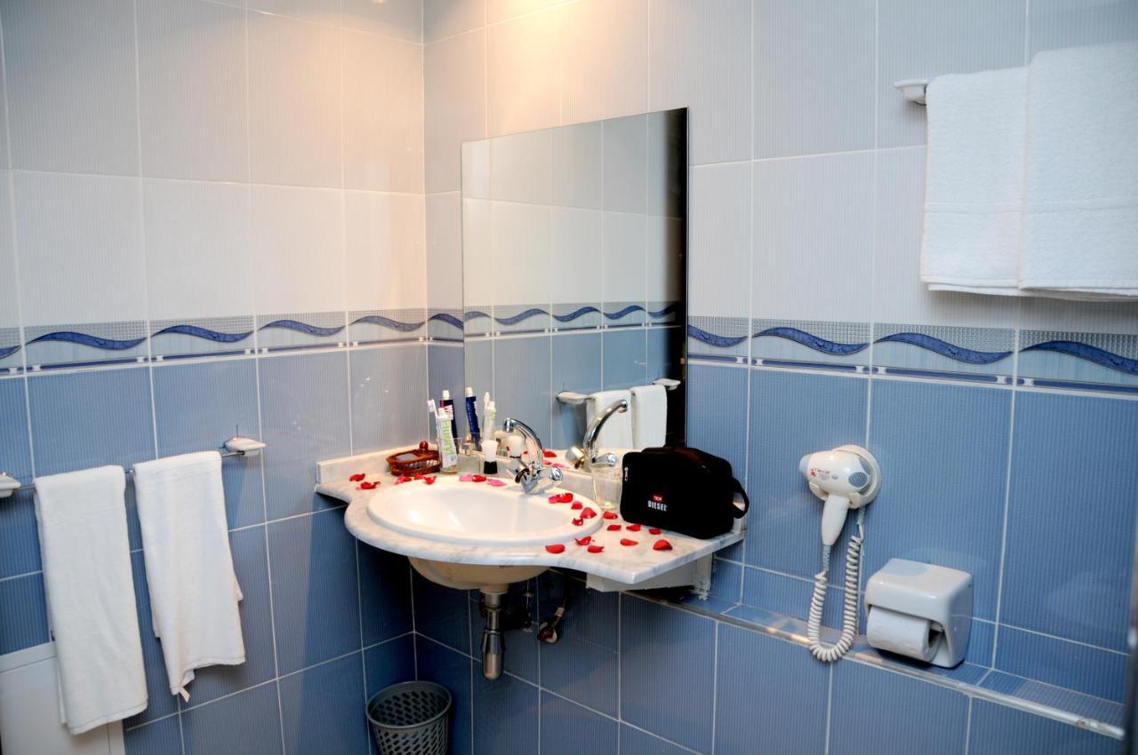 One-Bedroom Apartment,1212329392:JPEG
