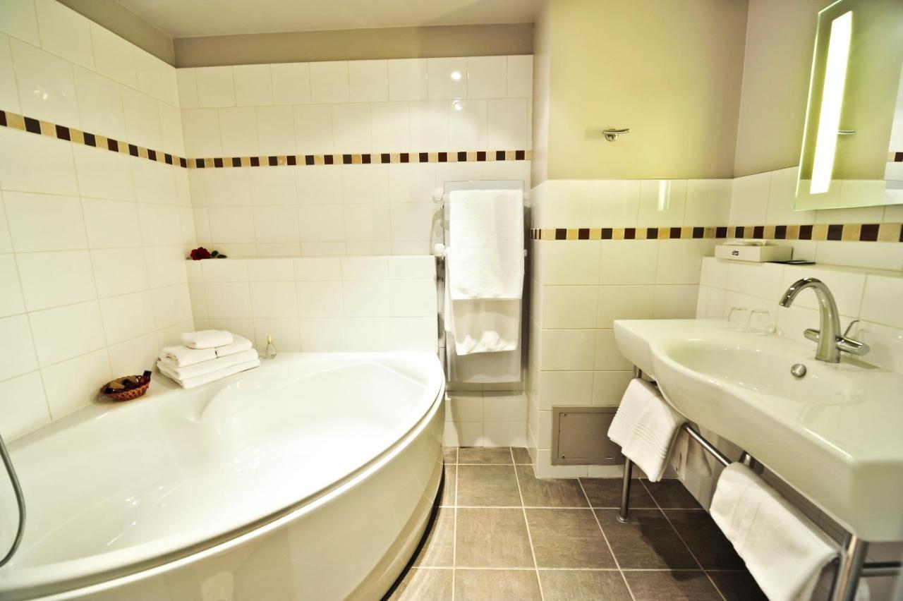 Privilege Triple Room,63047932:JPEG