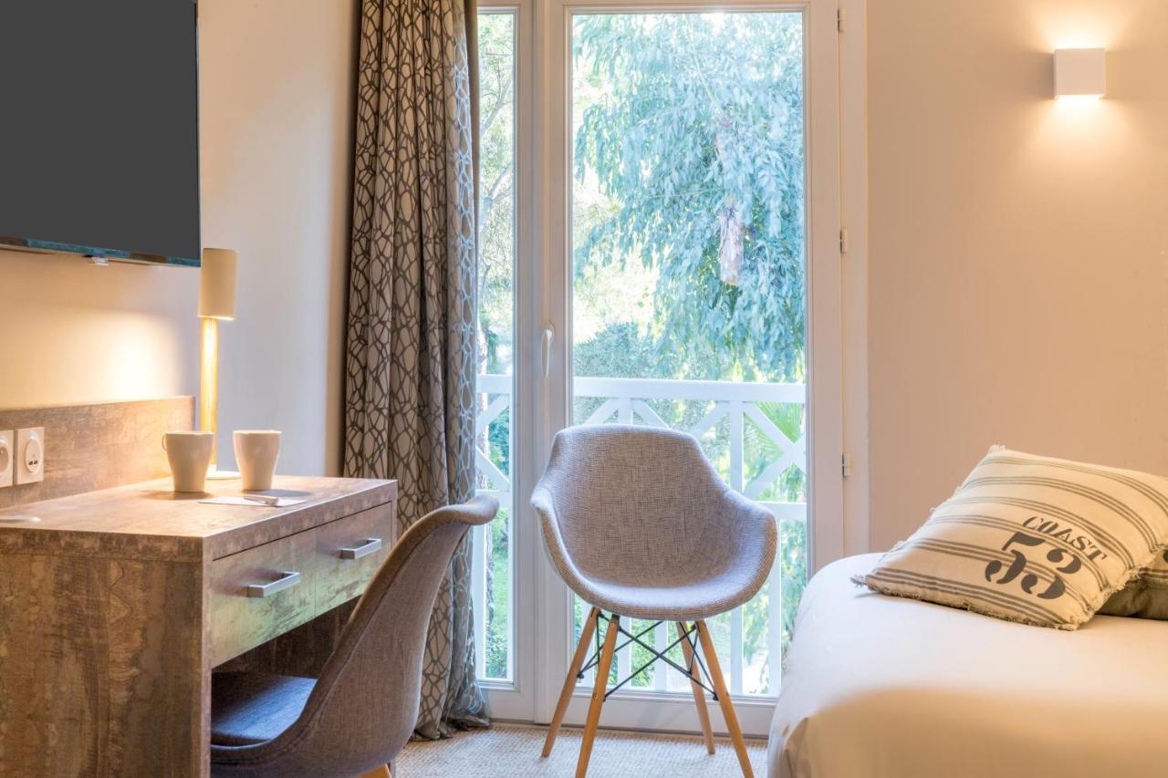 Chambre Lit Queen-Size Classique