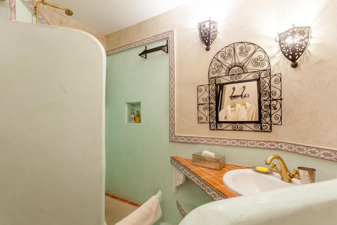 Chambre Triple - Vue sur la Piscine