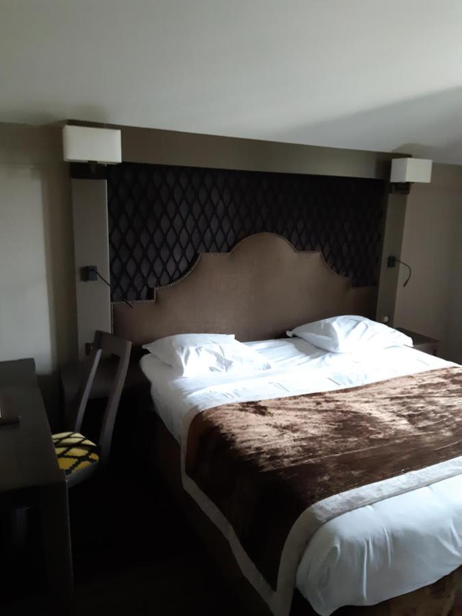 Chambre Double Supérieure - Vue sur Ville
