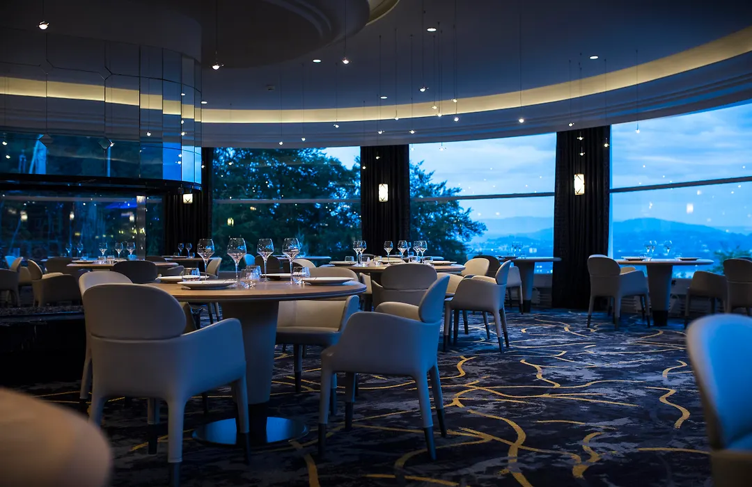 Les Trésoms Lake&Spa Resort-1