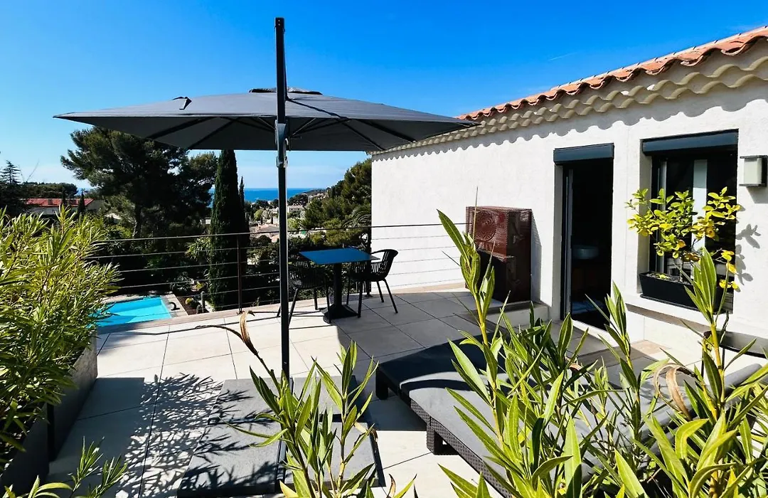 The Address Cassis-1
