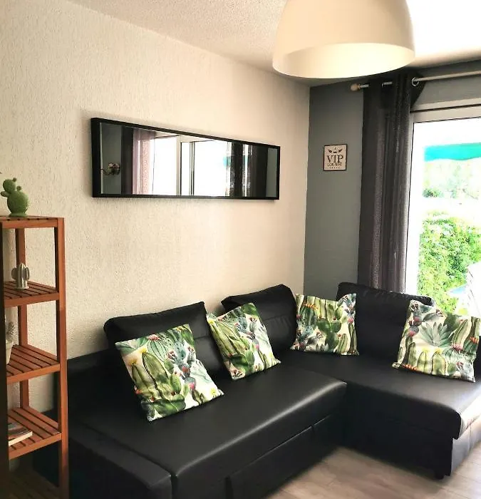 tahiti parc maisonnette 6 pers 2 chambre-1