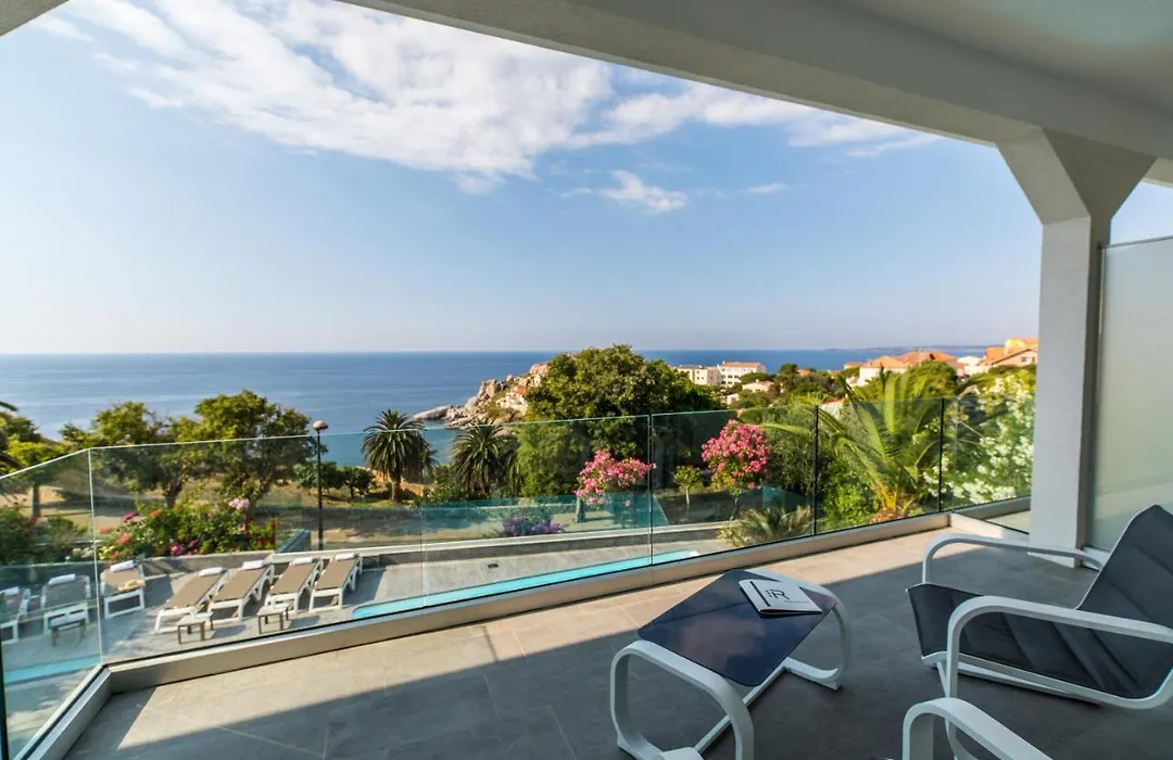 Hotel Villa R-1