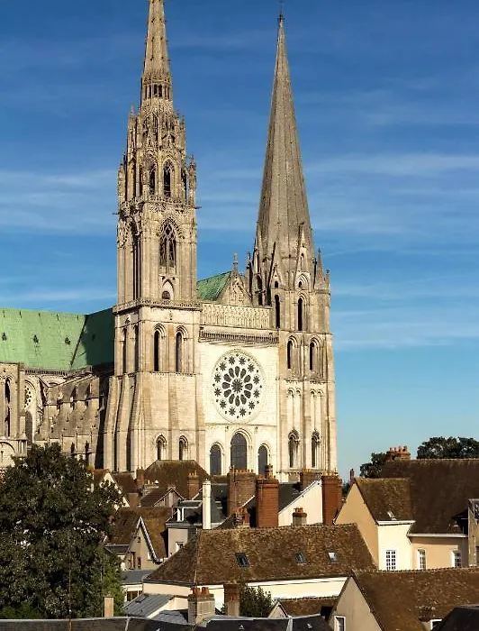 Résidence Services Séniors MONTANA CHARTRES-1