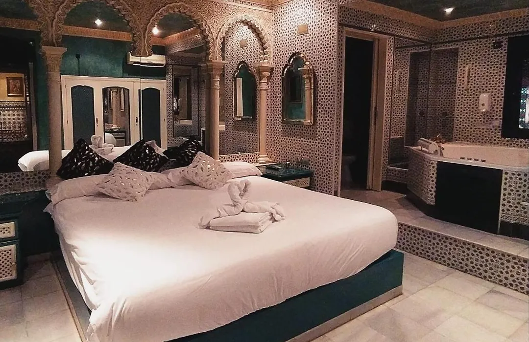 Hostal Avenida Andalucia - Solo Adultos-1