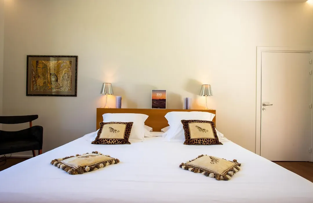 Hotel Château Des Alpilles-1