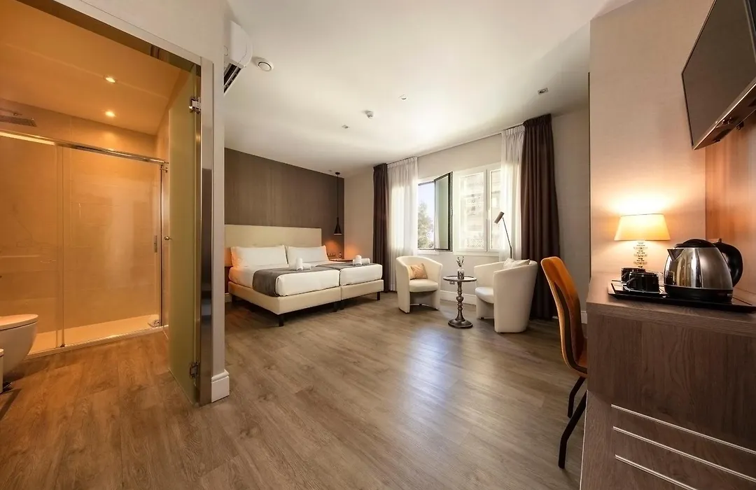 Hotel Oasis-1