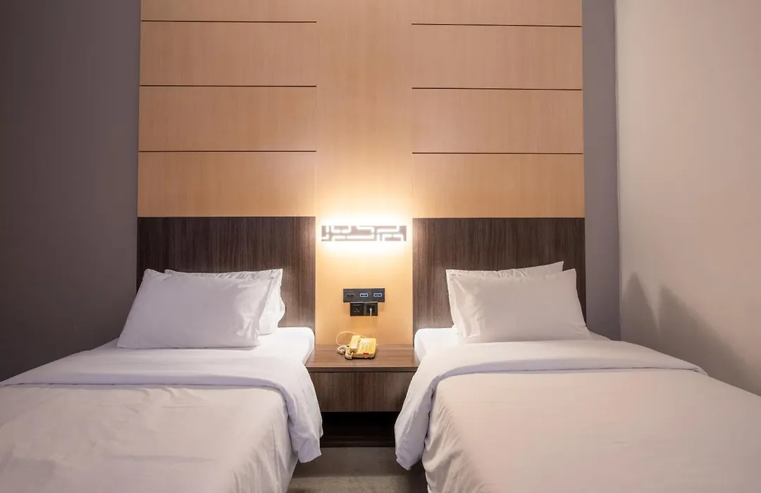 Ariston Hotel Bangkok-1