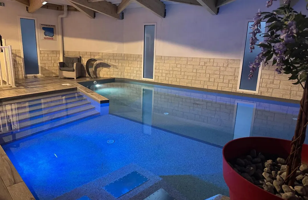 Hôtel Calme Des Pins&Spa-1