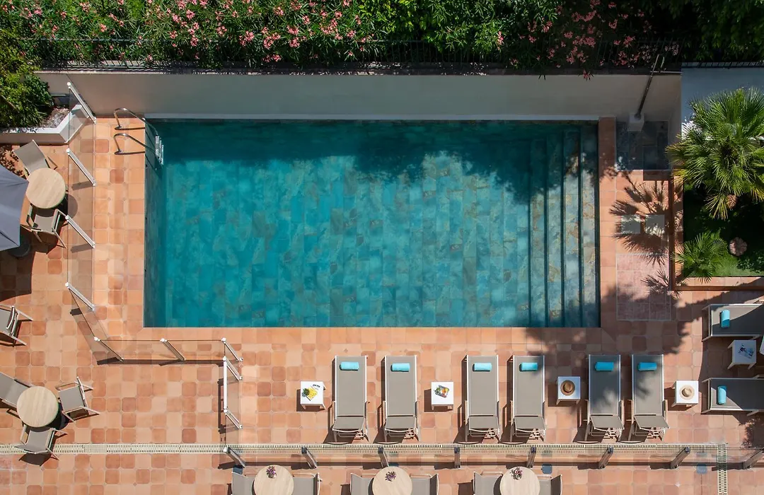 Le Cetai Cannes Beach Hotel-1