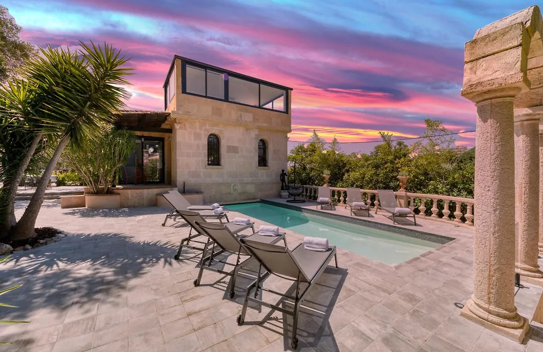 Villa Jaliel I Cannes French Riviera I 270m2 I Spa I 10 minutes du centre-ville I 12 personnes-1