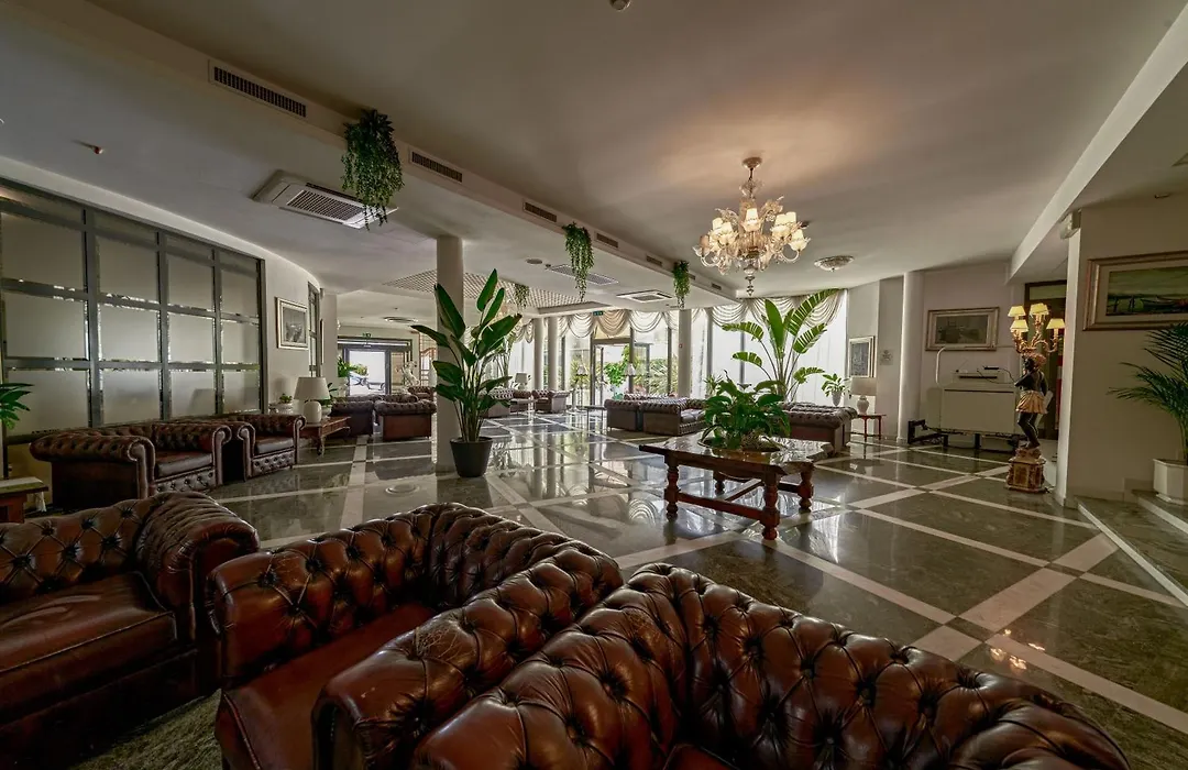 Hotel Bristol-1