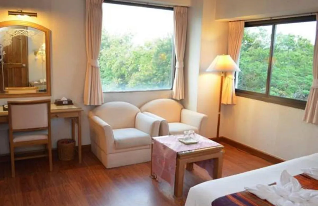 Bossotel Chiang Mai-1