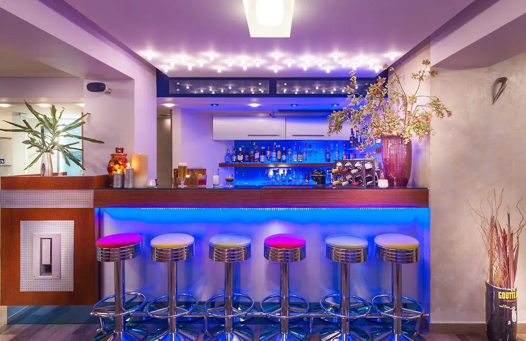 Tropical Hotel Seafront Boutique-1