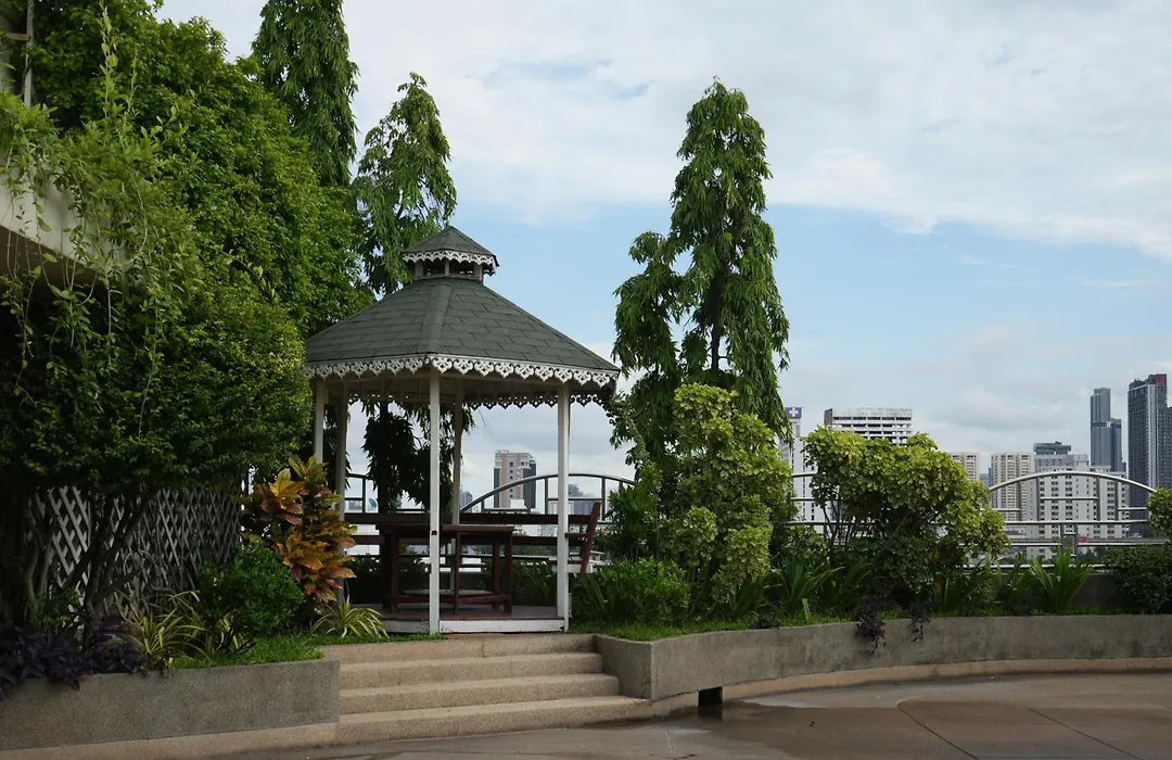 Royal Suite Hotel Bangkok-1