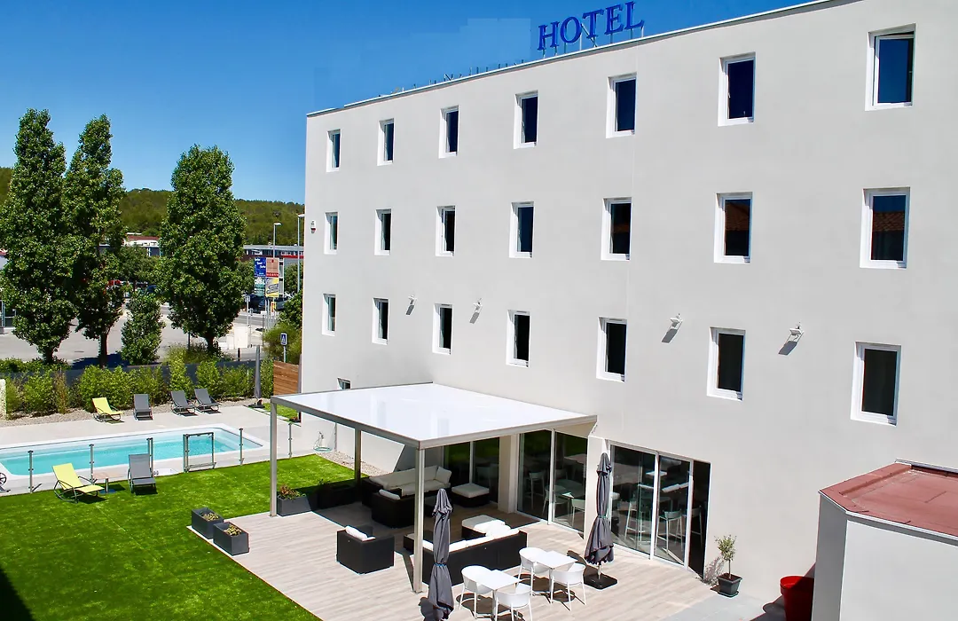 Brit Hotel Martigues Nord-1