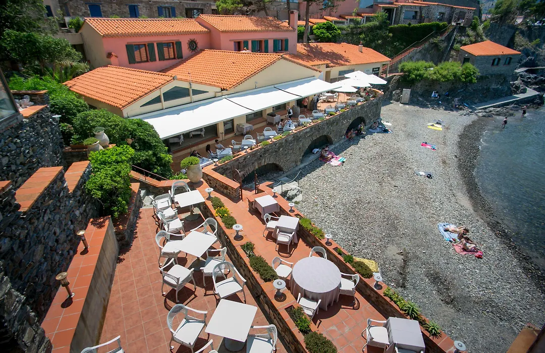 Le Relais Des Trois Mas-1