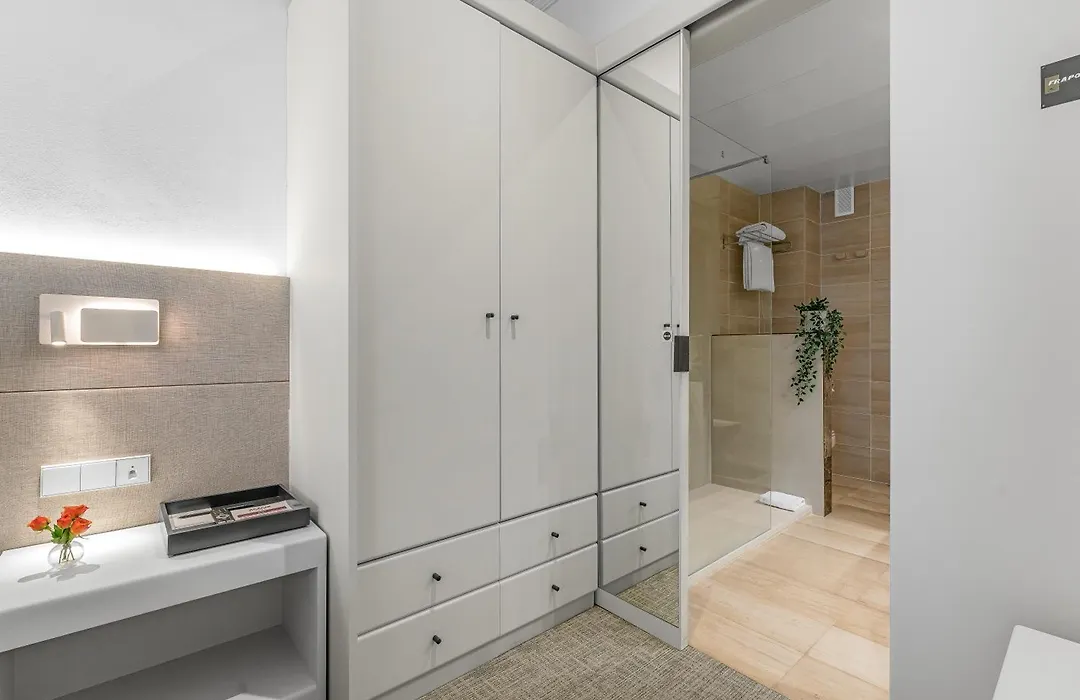 Acacia Suite-1