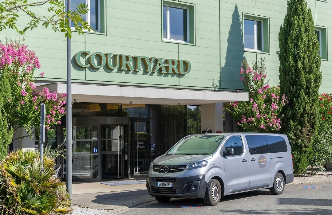 Courtyard By Marriott Toulouse Airport-1