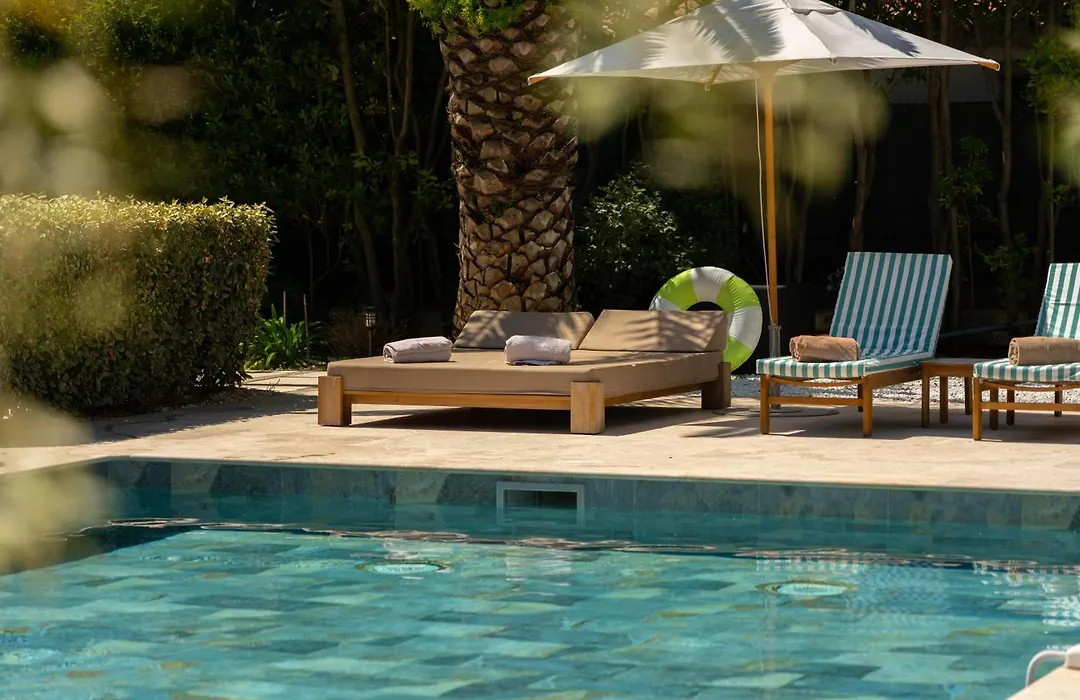 Lou Saint-Tropez-1