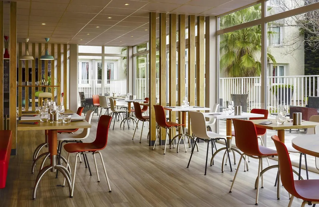 Ibis Arles-1