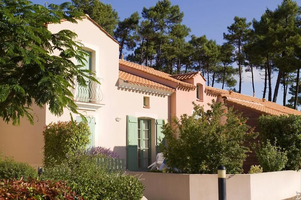 Madame Vacances Le Domaine de Vertmarines-1