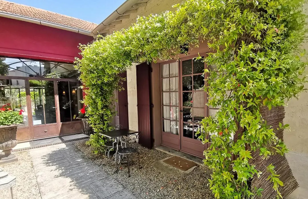 Hôtel Sous les Figuiers-1