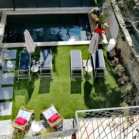 La Maison Grivolas Appartements et Maison d'hôtes-3