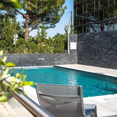 Radisson Hotel Aix En Provence-3