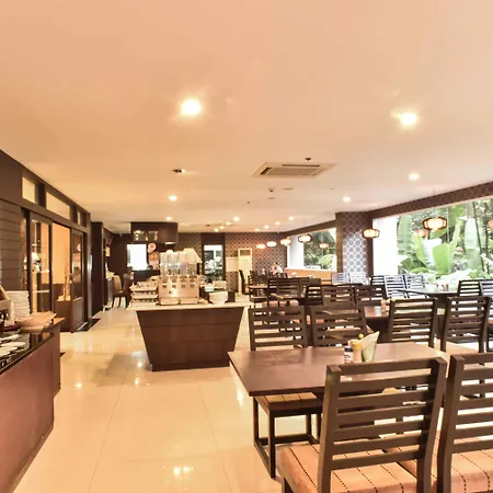 Boss Suites Nana Hotel-3