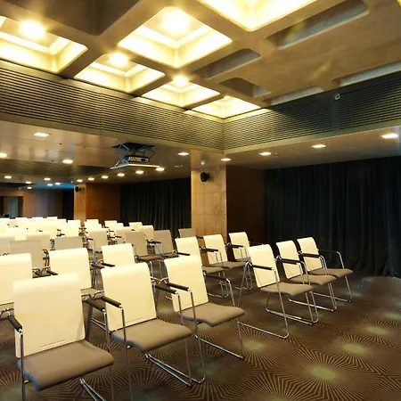 Doubletree By Hilton Istanbul - Moda-3